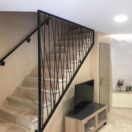 Maison Des Muriers Льо Люк Екстериор снимка
